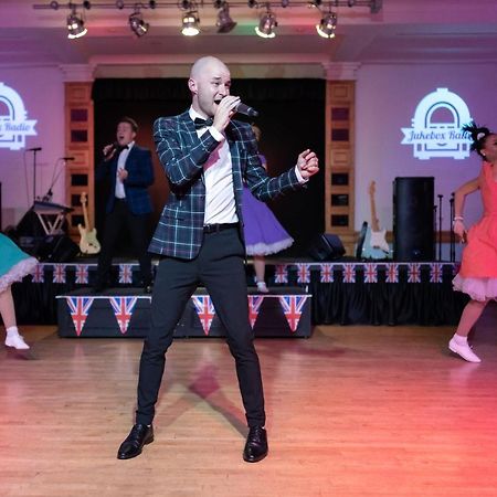 Tlh Carlton Hotel And Spa - Tlh Leisure And Entertainment Resort Torquay Bagian luar foto