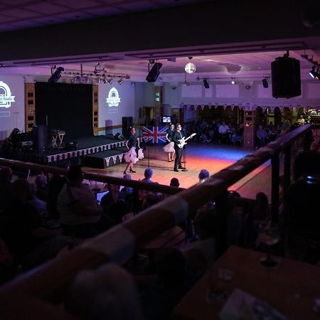 Tlh Carlton Hotel And Spa - Tlh Leisure And Entertainment Resort Torquay Bagian luar foto