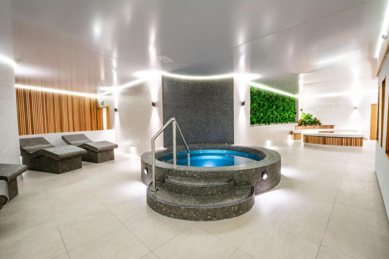 Tlh Carlton Hotel And Spa - Tlh Leisure And Entertainment Resort Torquay Bagian luar foto