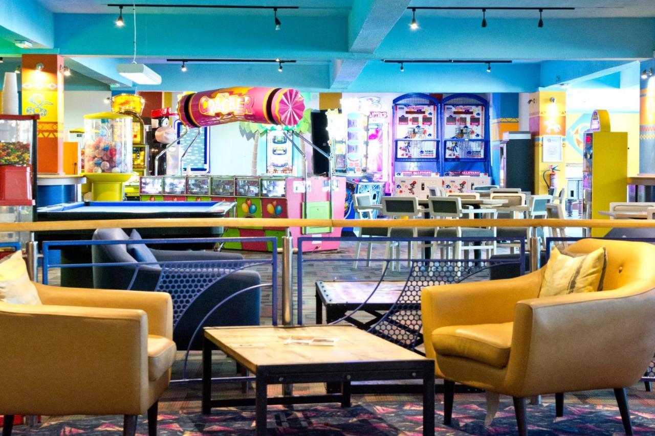 Tlh Carlton Hotel And Spa - Tlh Leisure And Entertainment Resort Torquay Bagian luar foto