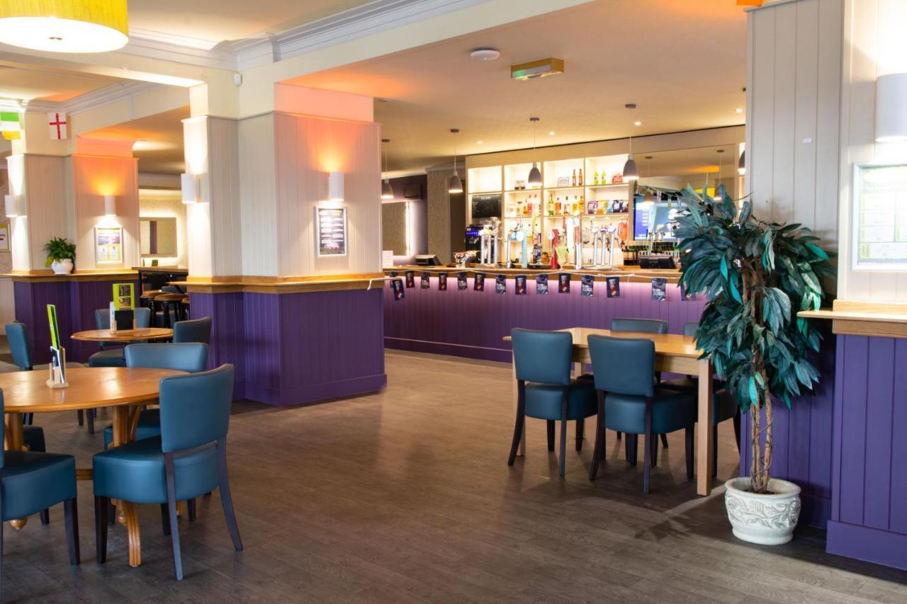 Tlh Carlton Hotel And Spa - Tlh Leisure And Entertainment Resort Torquay Bagian luar foto