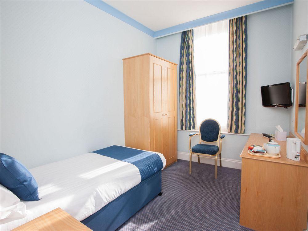 Tlh Carlton Hotel And Spa - Tlh Leisure And Entertainment Resort Torquay Bagian luar foto