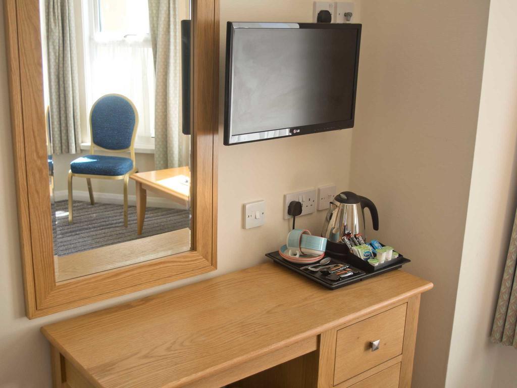 Tlh Carlton Hotel And Spa - Tlh Leisure And Entertainment Resort Torquay Bagian luar foto
